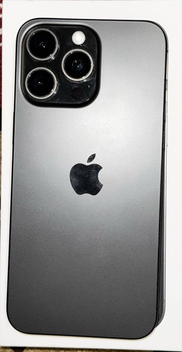 IPhone 15 Pro Max – Black Titanium, 256 GB