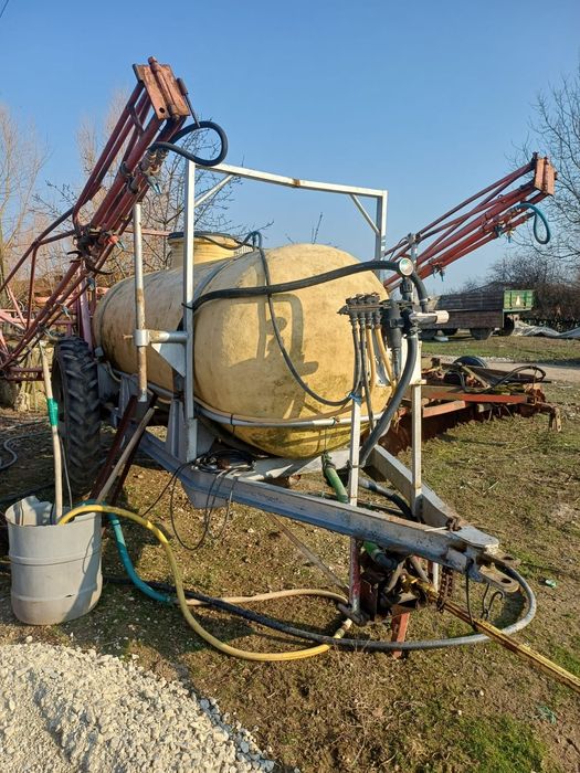 MET  pompa de ierbicidat