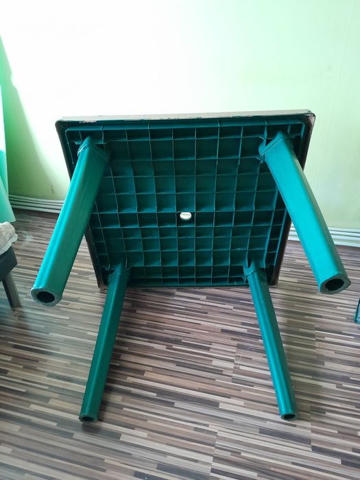 Стъклена  ретро  маса  и мн.други