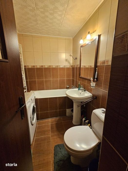 Apartament 2 camere, 55 mp, zona Hotvon