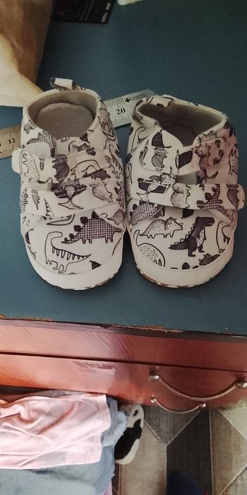 Продам недорого комбинезон платья