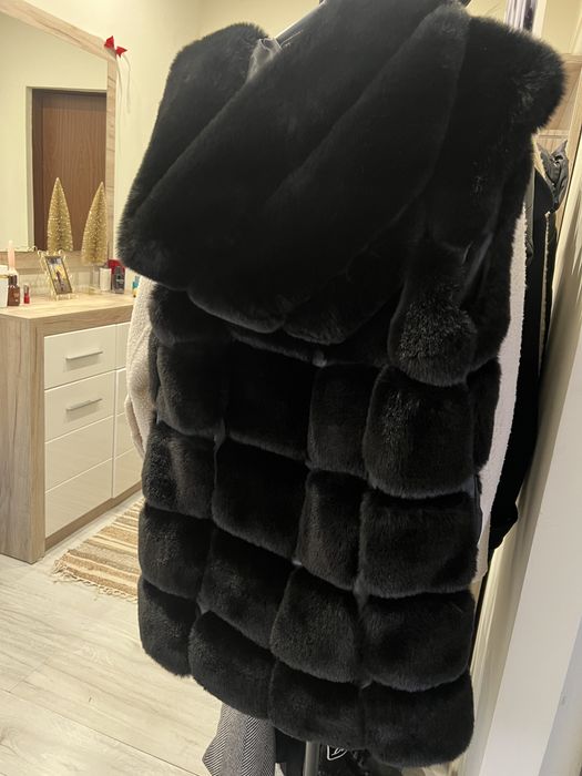 Яке от естествена кожа с косъм от лисица и елече от еко косъм