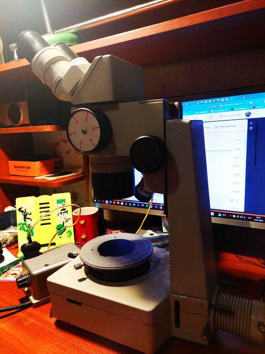 Продаю Стереоскопический поляризационный микроскоп MПСУ-1.