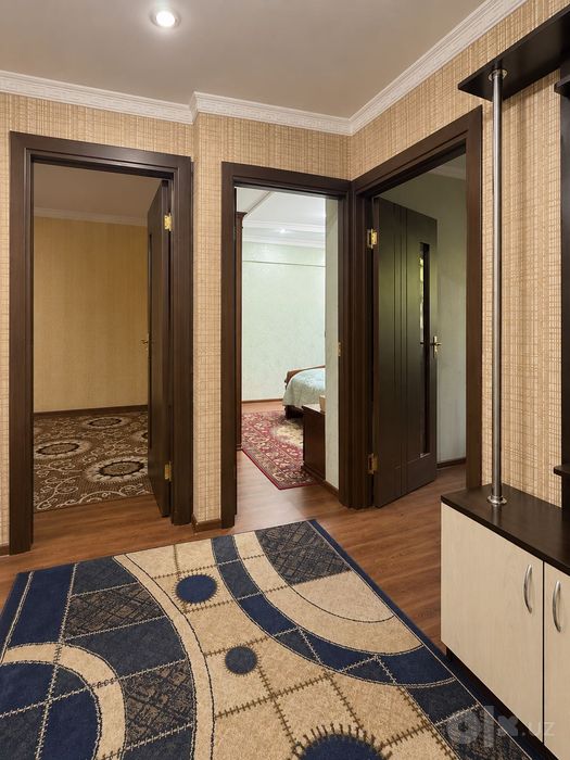 Продается 3 комн квартира, 2 этаж, кирпич, центр, Ц 5, Осие, Минор