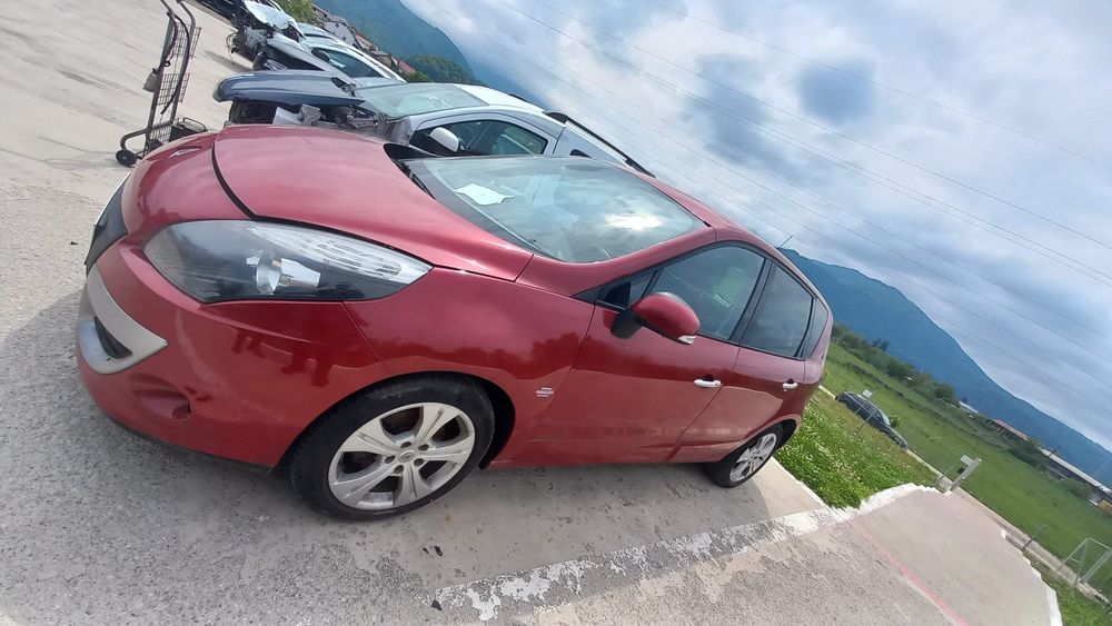 Dezmembram Renault Scenic 3 1.4 TCE H4J 700