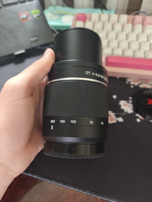 объектив Sony 55–200mm камера