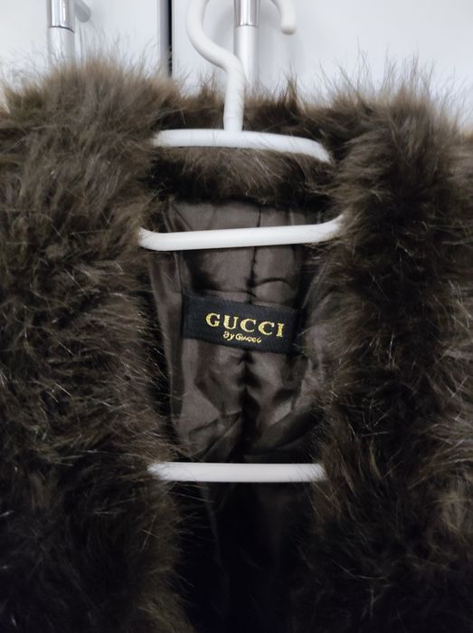 Vesta Gucci mărime M
