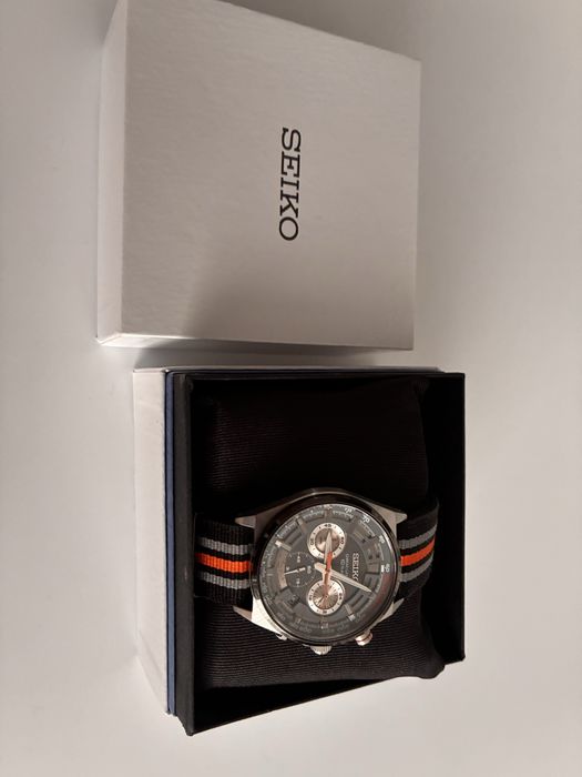 Продам или обменяю часы