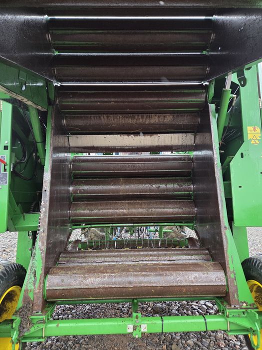 Presa Balotat John Deere 568