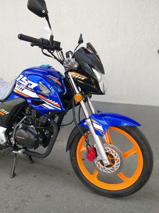 Продаётся мотоцикл HONDA CB 150F НОВЫЙ.;