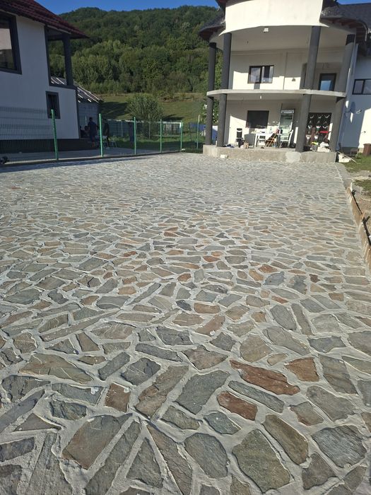 Piatră naturală decorativă