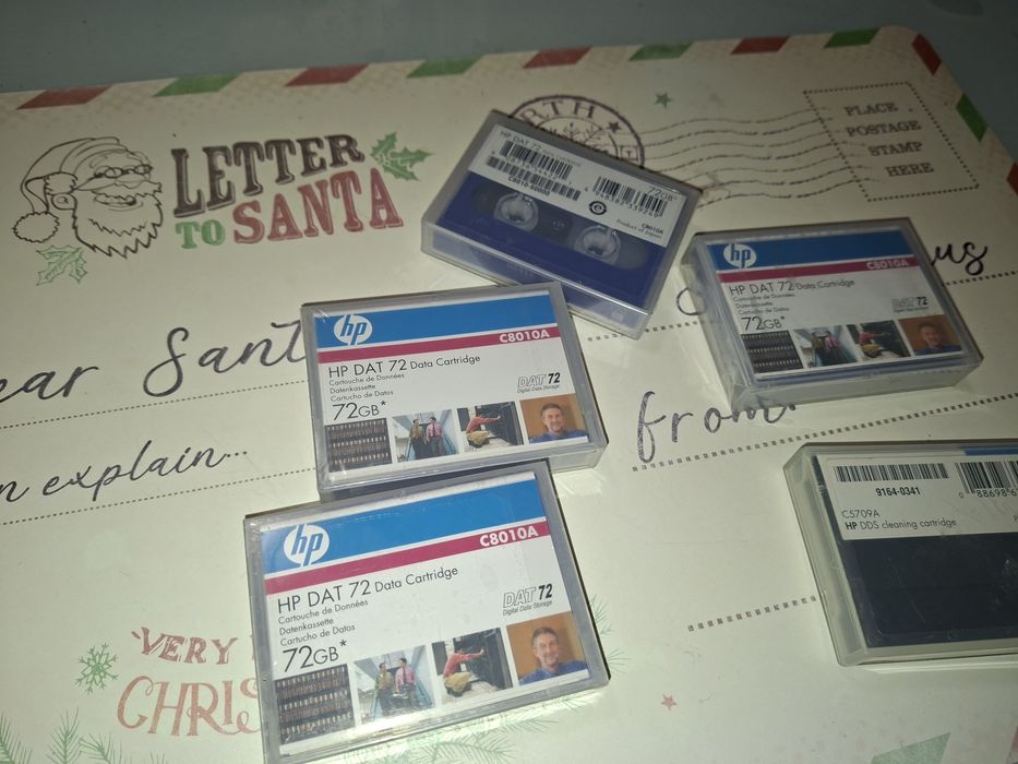 Casete stocare date ,cartușe HP DAT 72 gb, sigilate + caseta curățare