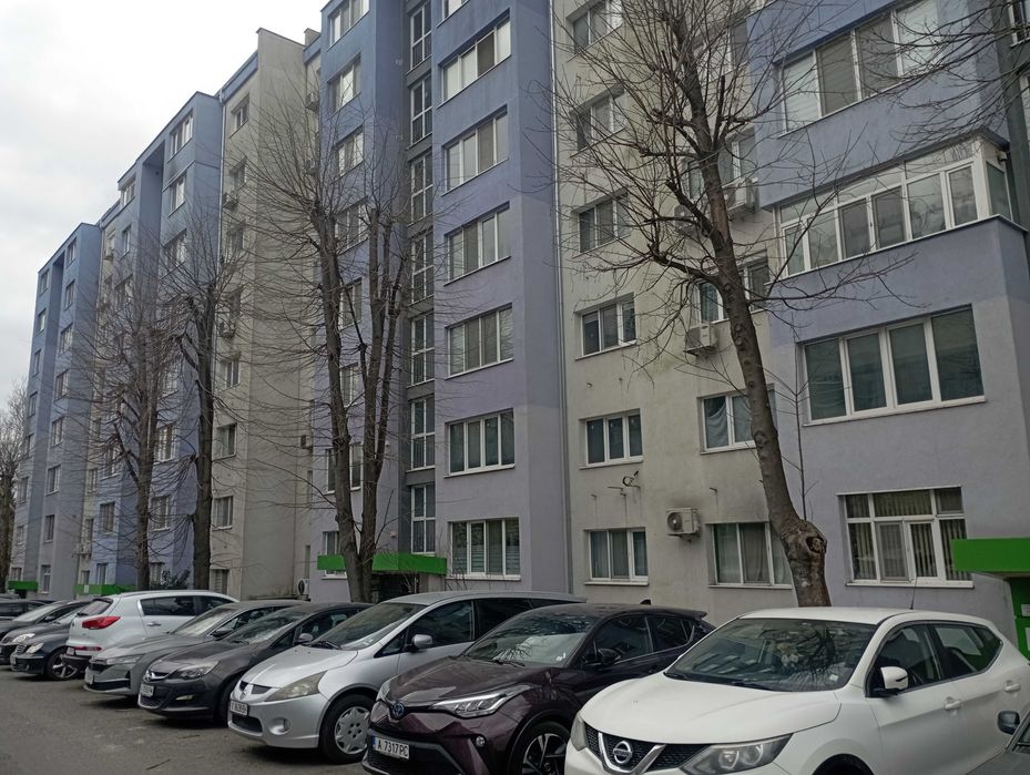 Дава се под наем Двустаен апартамент в Бургас, Славейков - 62 кв.м за 328.95 € - Снимка #1