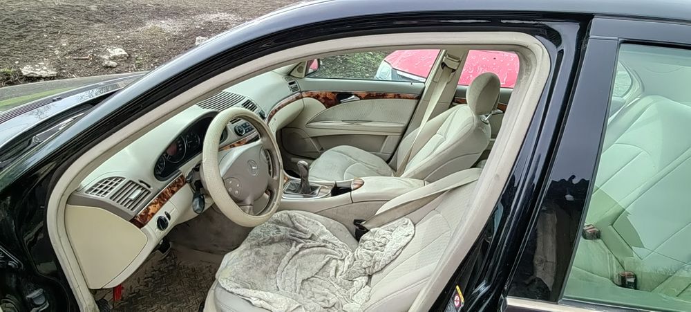 Desmenbrez mercedes e200