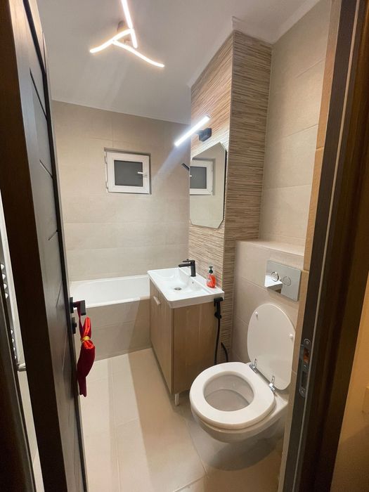 Apartament 4 camere, etaj 4/4, Malu roșu