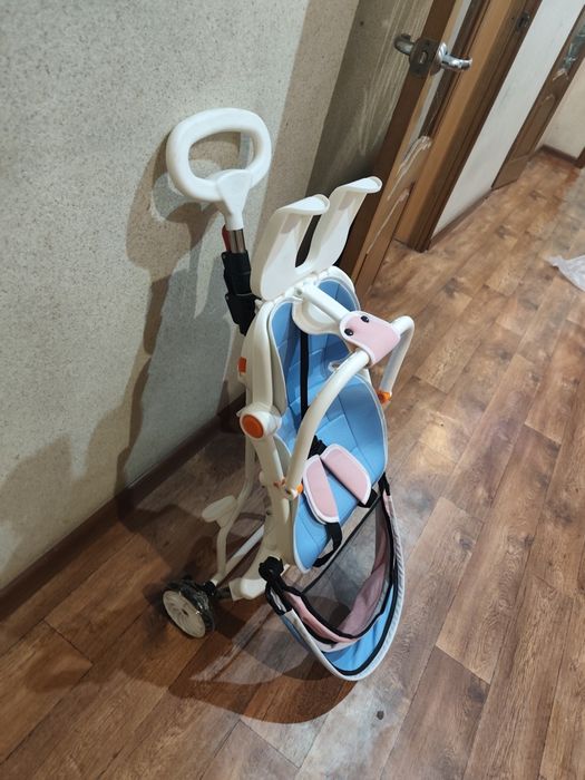 Коляска универсальная