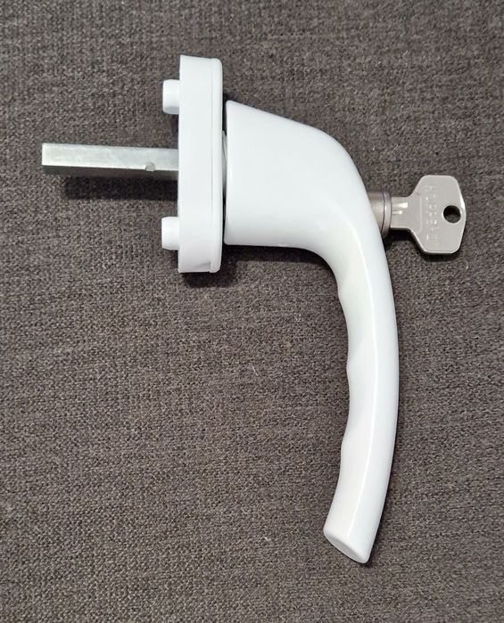 Mâner usa/geam termopan cu cheie