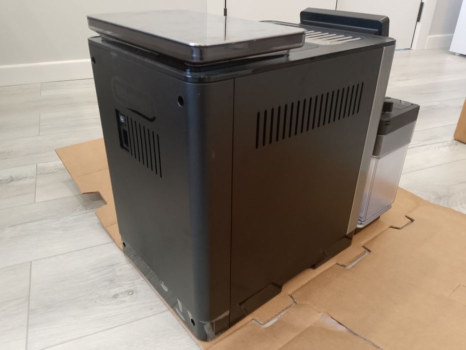 Кофемашина DeLonghi