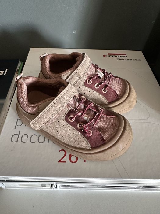 Papucei Camelot 27