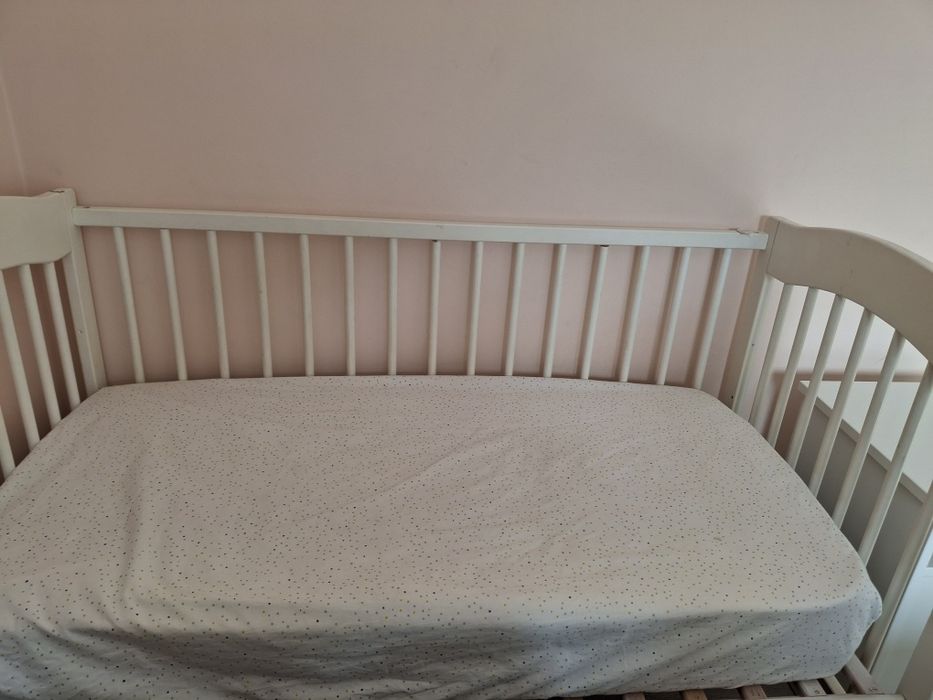 Vând pătuț bebelus