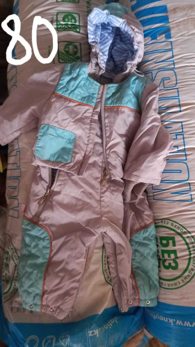 Отдам даром детские вещи