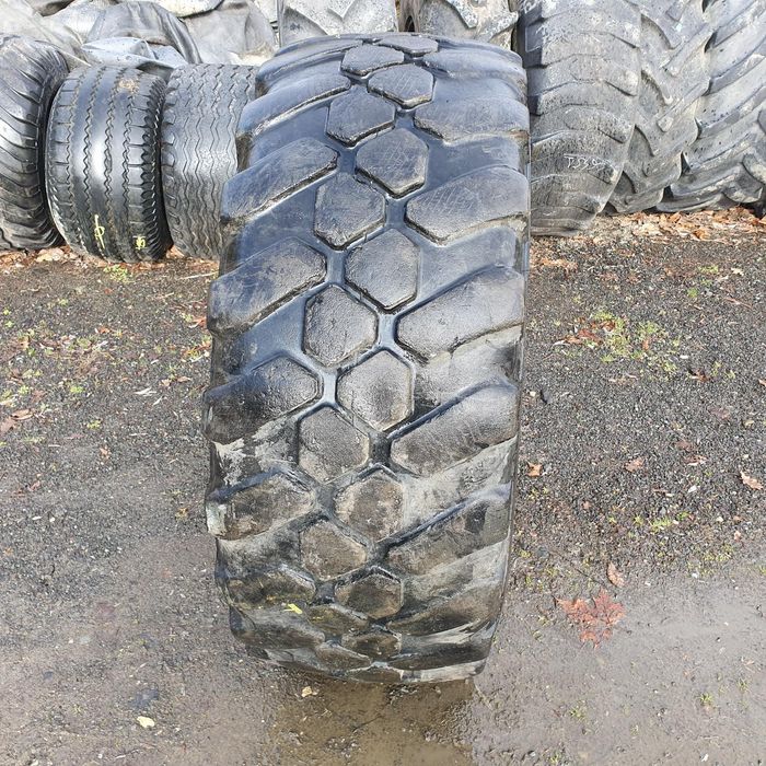 Cauciucuri 460/70R24 (17.5R24) Apollo Anvelope Fendt New Holland