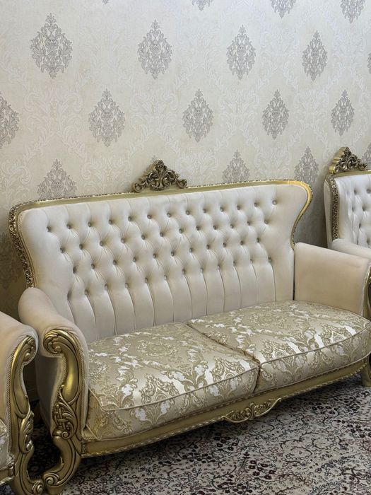 Продается комплект! Диван + 2 кресла