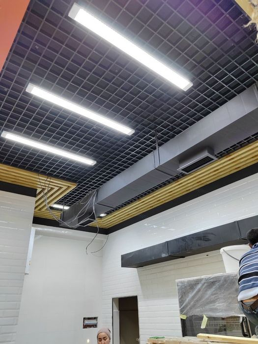 Griliato grilyato rechniy kassetniye armstrong padvesniye potolki