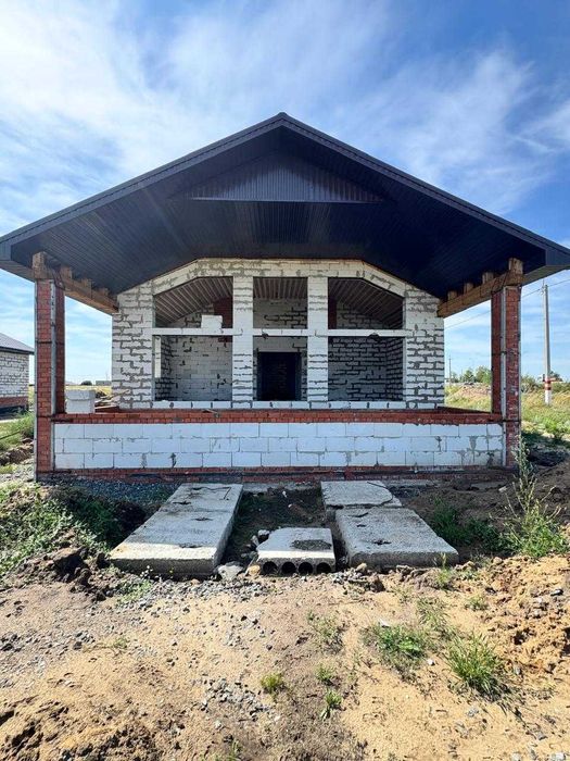 Продам 4-х ком дом, 29 мкр. 35мил!