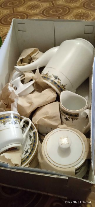 Продам сервиз чайный