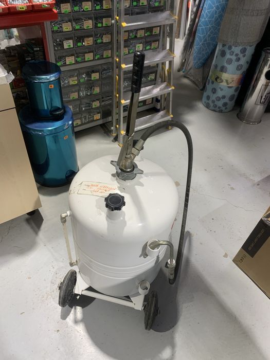 Pompa hidraulica pentru ulei manuala