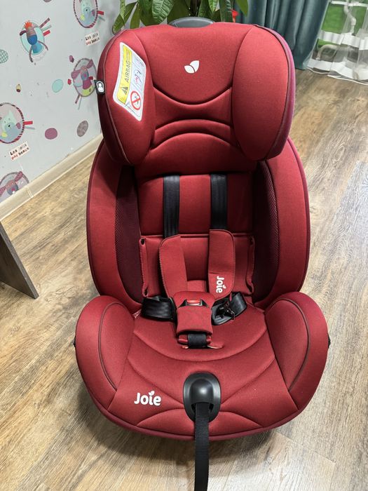Автокресла joie