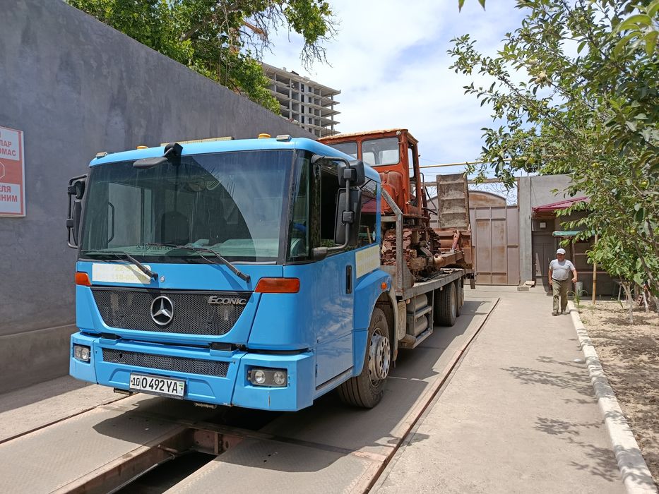 Мерседес эконик эвакуатор сотилади заводской газ метан 2008йилги