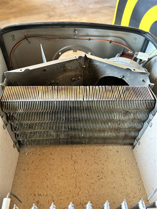 Котел Bosch газ 6000 ,240кв