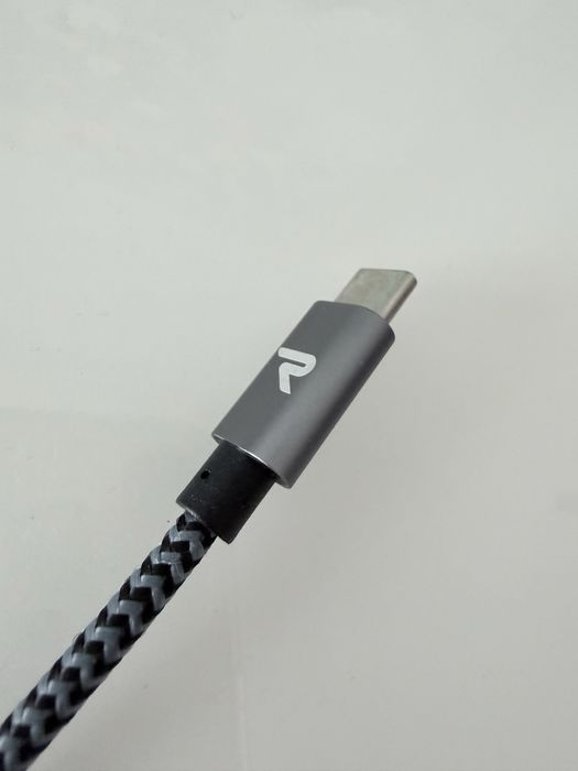 Cablu Scurt USB-C Premium Nou