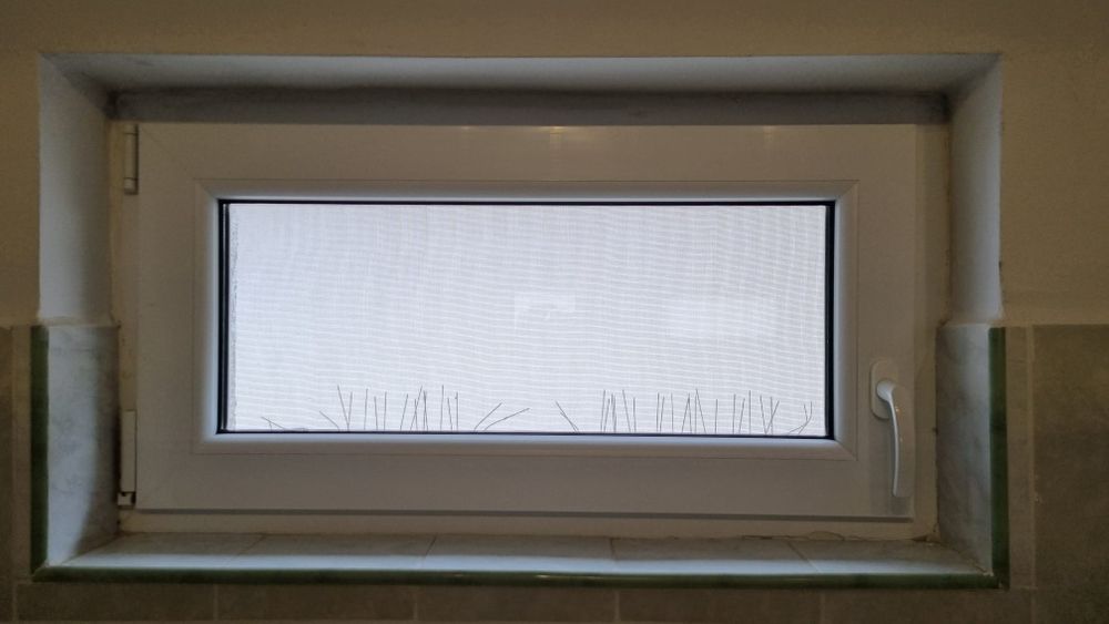 De vânzare geam termopan de baie 2 buc