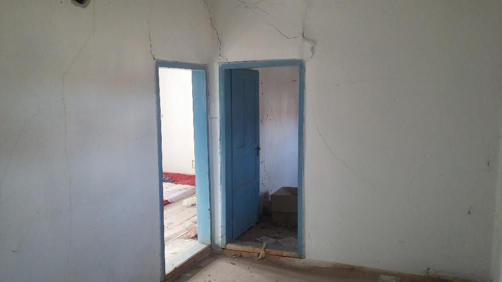 Къща в с.Агатово 80м2 с 1200 м2 двор и масивна стоп.постройка