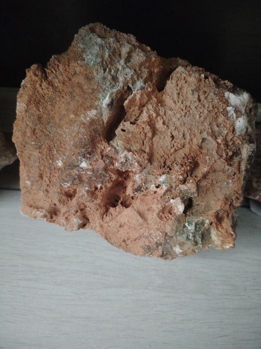 Piatra  opal in forma ei naturala