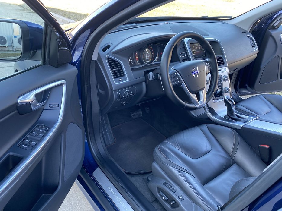 Volvo XC60 2.0d D4 OCEAN RACE Automata Extra full