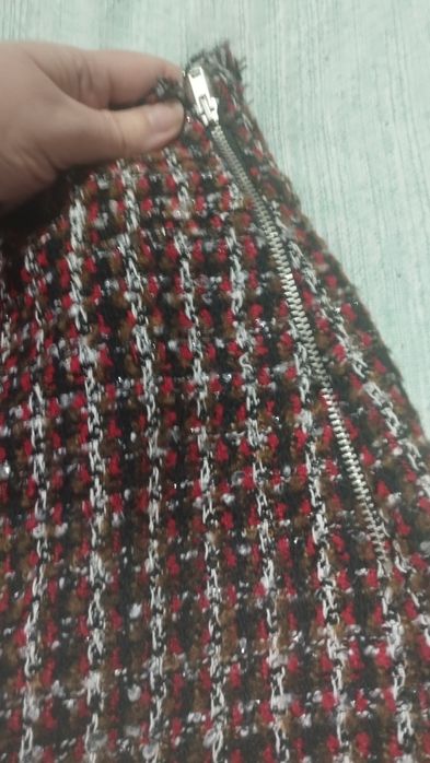 Зара пола от туид размер М