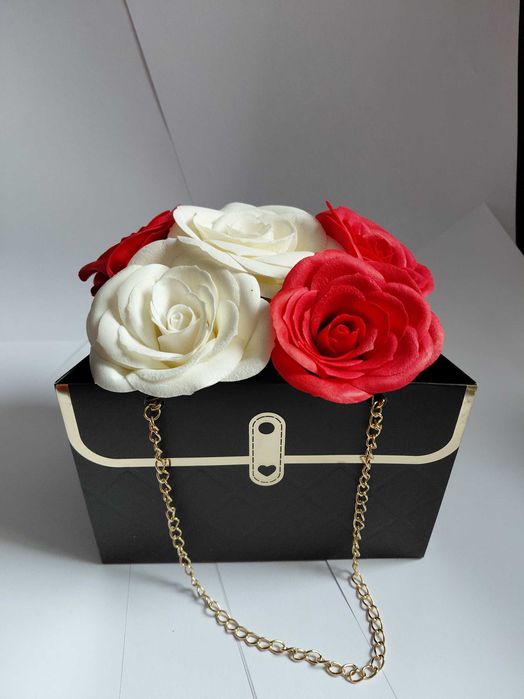 Aranjamente trandafiri de sapun