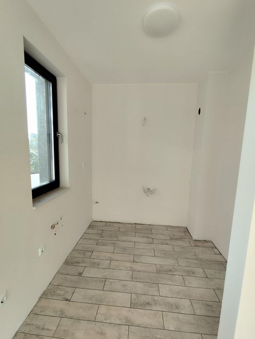 Къща до ключ в м.Victoria Hills кв. Сарафово