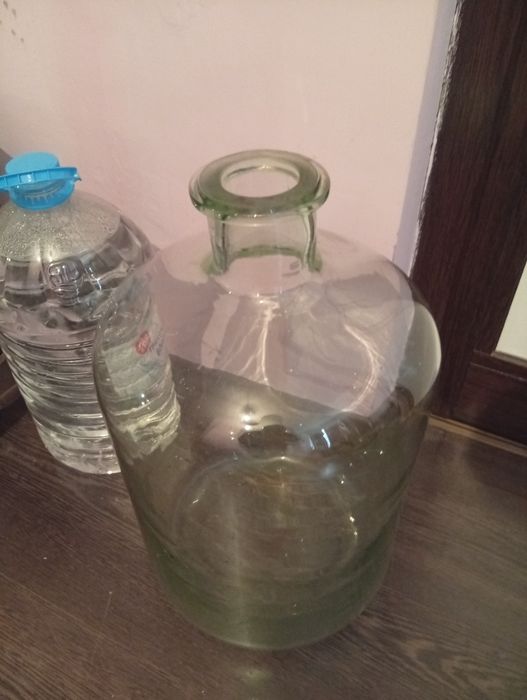 Стъклена дамаджана 22литра