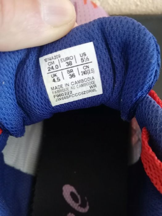 Adidași Asics nr 38 dama