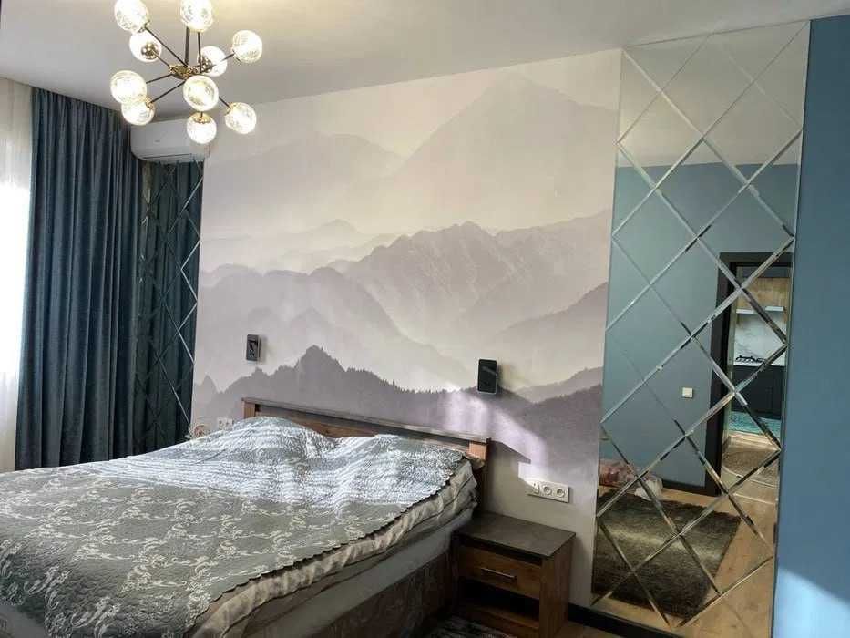 Центр города квартира на продажу 2/3/10 60м2 Мирабад Ор-р Федорович