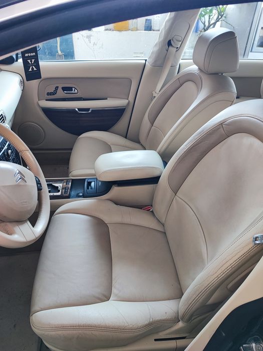 Citroen C6 2.7HDI 204hp - Цял за части или реставрация