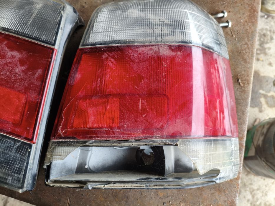 Задние фары Субару