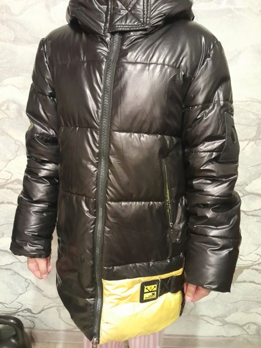 Пуховик на девочку