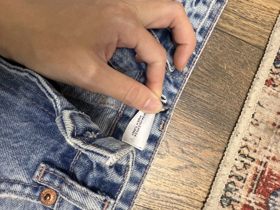 Продам джинсы новые