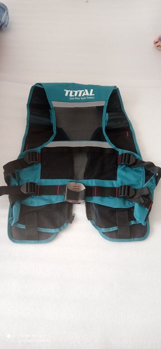 Желет строительный Total